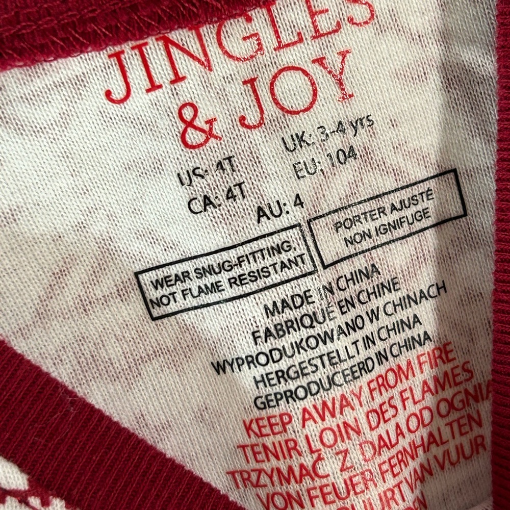 Kids Festive Red and White Pajama Set - Picture 4 of 5